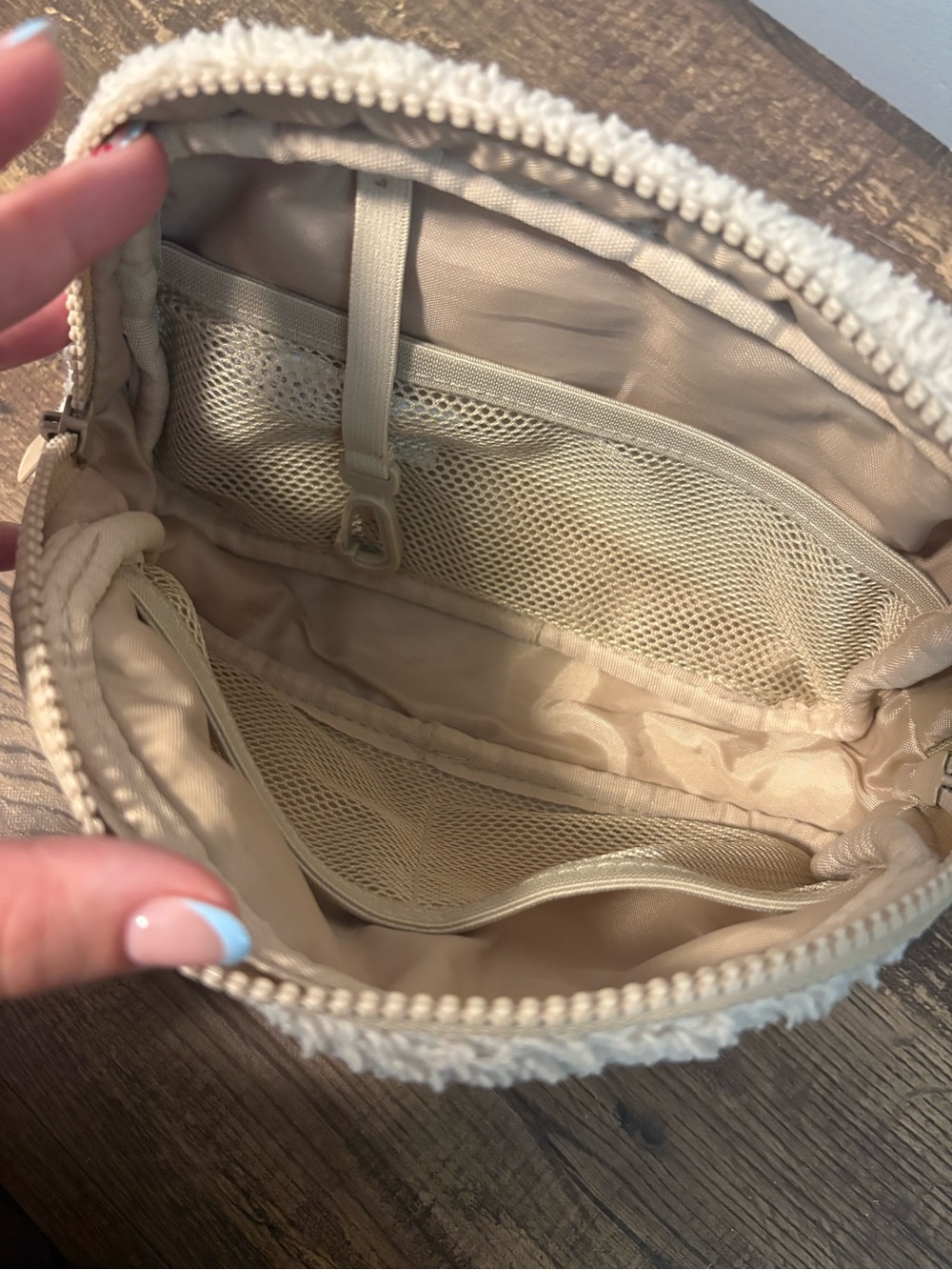Lole Sherpa Belt Bag - Picture 2 of 7